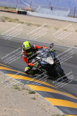 media/Nov-05-2022-SoCal Trackdays (Sat) [[f8d9b725ab]]/Turn 15 Inside (145pm)/